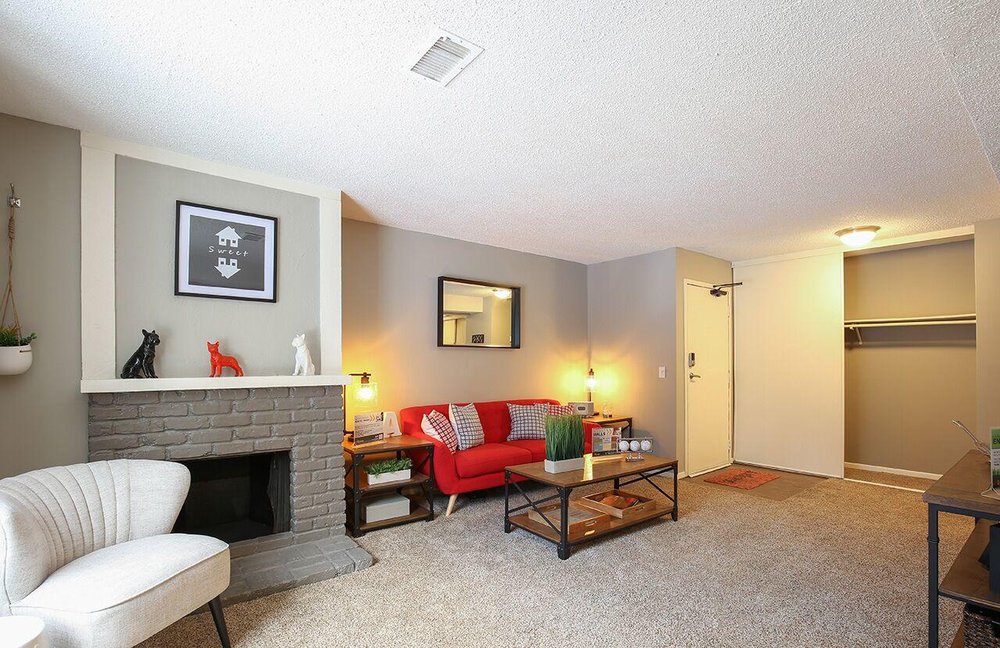 THE ATWOOD AT EDEN PRAIRIE Updated October 2024 22 Photos & 15