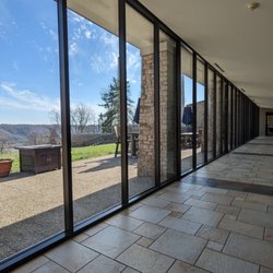 Clifty Inn