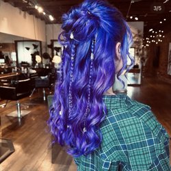 Red Union Salon
