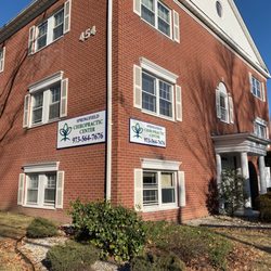 Springfield Chiropractic Center - The Springfield Chiropractic Center is located on the corner of Morris Ave. and Molter Ave. in Springfield, NJ.