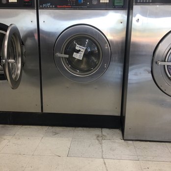 Vista Laundry Place - Everywhere... - Laundromat Near Me - Vista, California Vista Laundry Place - Everywhere... - Laundromat Near Me - Vista, California