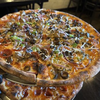 Long Bridge Pizza - Supreme - Pizza Near Me - San Francisco, California Long Bridge Pizza - Supreme - Pizza Near Me - San Francisco, California