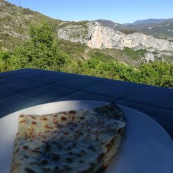 Le Mur d'Abeilles - Crêpe chocolate and coconut with quite the view