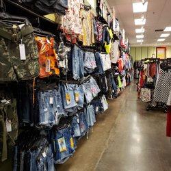 rue21 - Shorts for summer