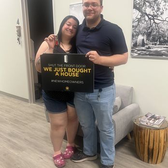 Heart Realty Group - My latest happy buyers who bought in Oswego! - Real Estate Agents Near Me - Oswego, Illinois Heart Realty Group - My latest happy buyers who bought in Oswego! - Real Estate Agents Near Me - Oswego, Illinois