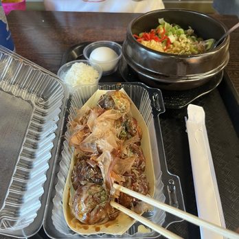 Takoyaki Yamachan - Yakisoba combo - Japanese Near Me - Irvine, California Takoyaki Yamachan - Yakisoba combo - Japanese Near Me - Irvine, California