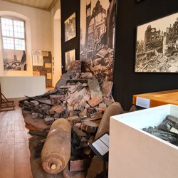 Stadtmuseum - Die Zerstörung 1945 im Alten Schulhaus