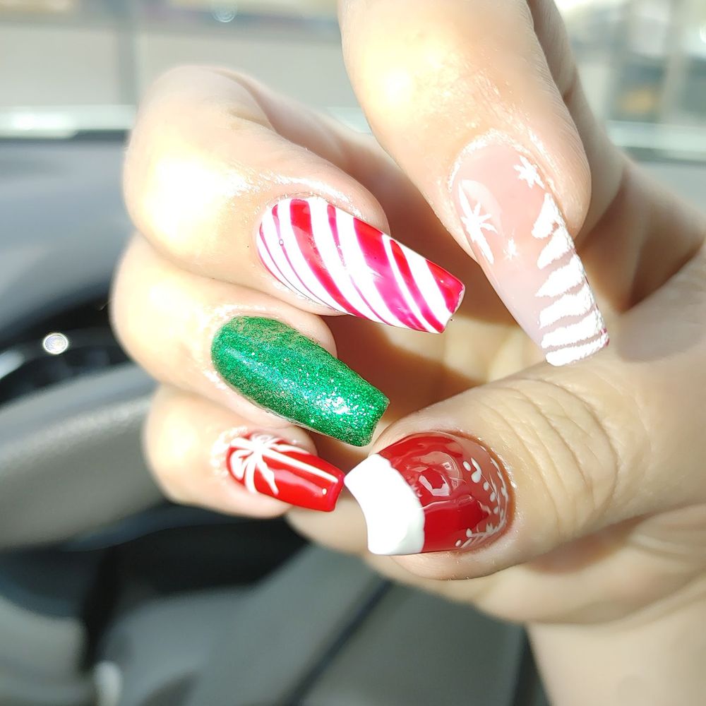 Vipnails29 - Louie is Amazing - Nail Salons Near Me - Twentynine Palms, California Vipnails29 - Louie is Amazing - Nail Salons Near Me - Twentynine Palms, California