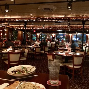 Pappadeaux Seafood Kitchen - Dining area - Seafood Near Me - Houston, Texas