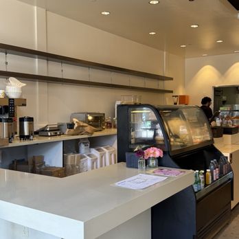 Louis Coffee Bar - Coffee & Tea Near Me - Los Angeles, California Louis Coffee Bar - Coffee & Tea Near Me - Los Angeles, California