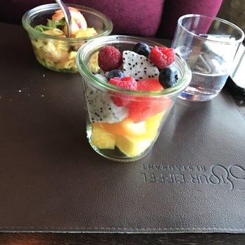 58 Tour Eiffel - Fresh fruit - French Near Me - Paris, 75
