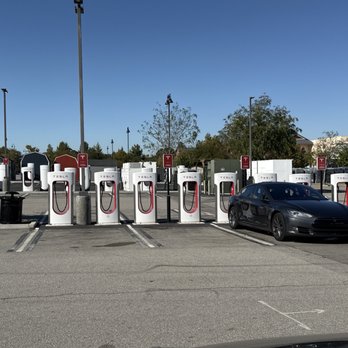 Tesla Supercharger - EV Charging Stations Near Me - Paso Robles, California
