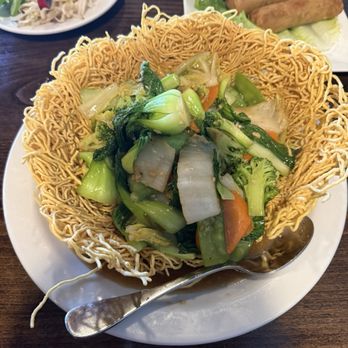 AZ Pho & Grill - Crispy egg noodles with vegetables - Vietnamese Near Me - Gilbert, Arizona