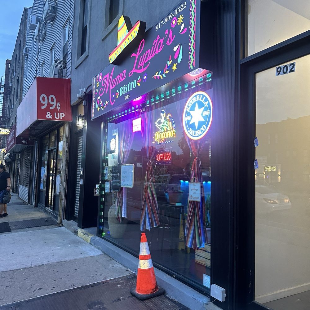 Mama Lupita's Bistro - Cute store front - Mexican Near Me - Brooklyn, New York Mama Lupita's Bistro - Cute store front - Mexican Near Me - Brooklyn, New York