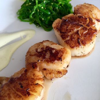 Crabby's Beachside Pavilion - Wasabi scallops - must order! Was hoping for a stronger sauce though! - Seafood Near Me - Clearwater Beach, Florida Crabby's Beachside Pavilion - Wasabi scallops - must order! Was hoping for a stronger sauce though! - Seafood Near Me - Clearwater Beach, Florida