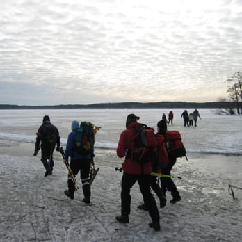 Sigtuna - Eiswandern auf dem Sigtunafjärden in Sigtuna/Schweden - Local Flavor Near Me