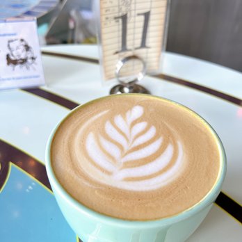 Talk Kaimuki - Rose white choco latte - Coffee & Tea Near Me - Honolulu, Hawaii Talk Kaimuki - Rose white choco latte - Coffee & Tea Near Me - Honolulu, Hawaii