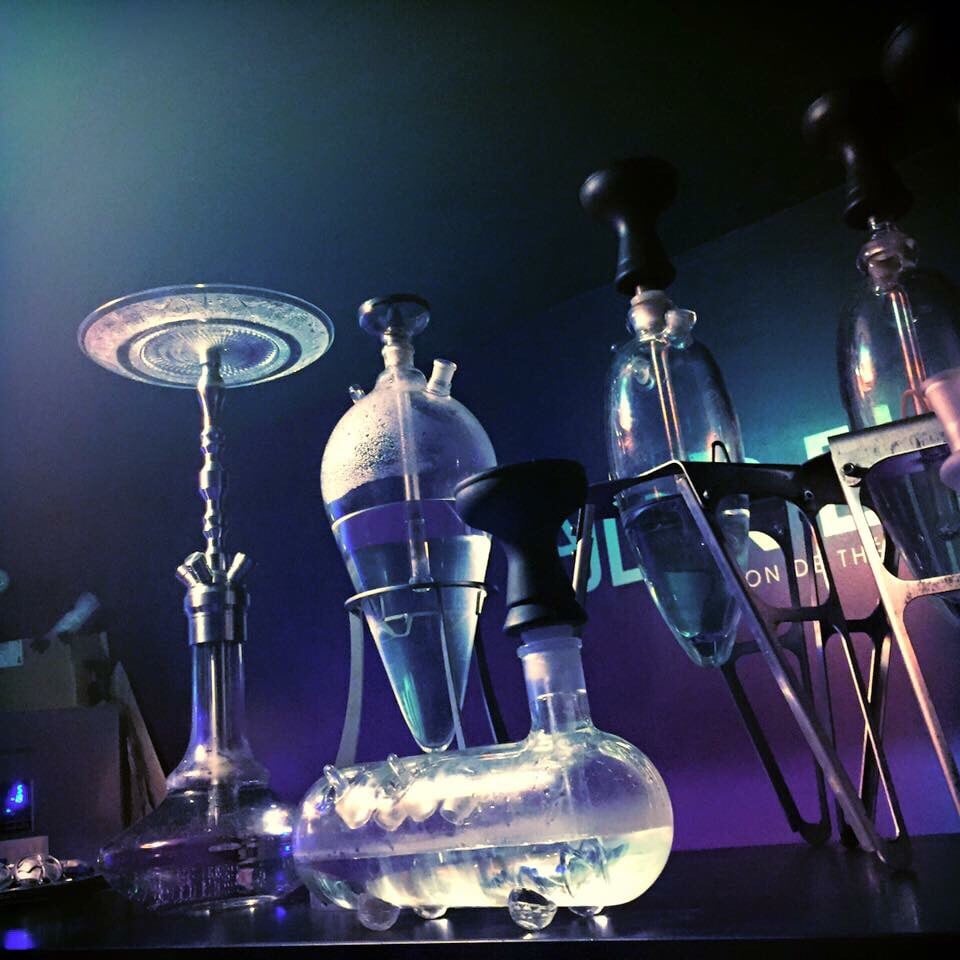 LE DREAM CHICHA Hookah Bars 1 rue Fermée, AixenProvence, France