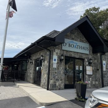 D’Boathaus - New American Near Me - Hewitt, New Jersey