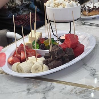 Sugar Factory - Fondue - Desserts Near Me - Jacksonville, Florida
