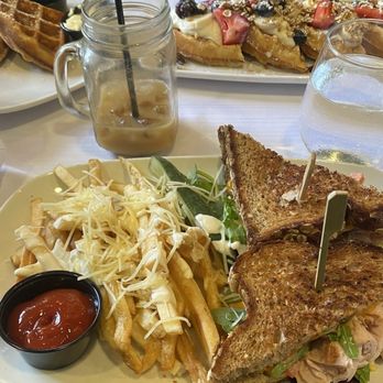 Fresco at The Gardens - Truffle Truffle Asiago Fries, Turkey Club - New American Near Me - Rockford, Illinois Fresco at The Gardens - Truffle Truffle Asiago Fries, Turkey Club - New American Near Me - Rockford, Illinois