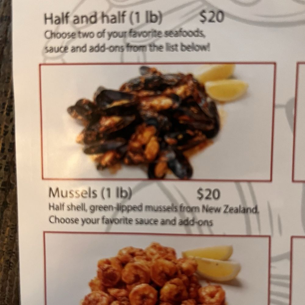 The mussels by the pound (I didn't take a good picture of them while we were eating)