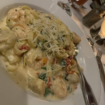 Acqua e Farina - Fettuccine gamberetti - Italian Near Me - Hayward, California