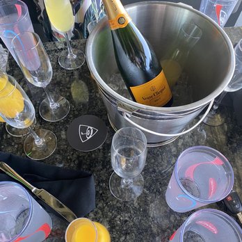 Topgolf - DIY mimosas - Golf Near Me - San Jose, California Topgolf - DIY mimosas - Golf Near Me - San Jose, California