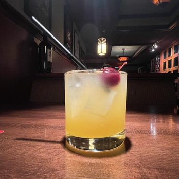 Spencer's For Steaks & Chops - Amaretto sour - Steakhouses Near Me - Spokane, Washington