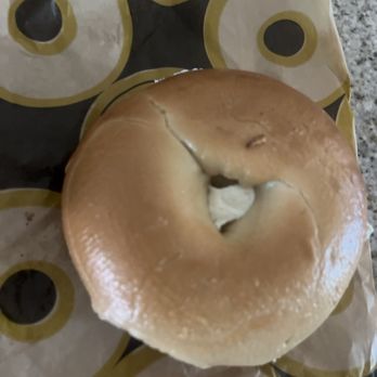 Einstein Bros. Bagels - Plain bagel with cream cheese - Breakfast & Brunch Near Me - Fresno, California Einstein Bros. Bagels - Plain bagel with cream cheese - Breakfast & Brunch Near Me - Fresno, California