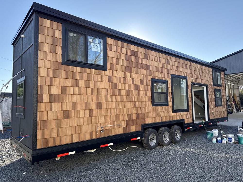 Slide of Saylor Tsangarides Construction