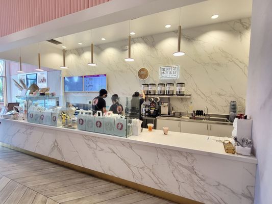 BenGong's Tea Irvine by null