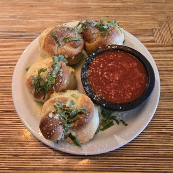 Five Points Pizza - West Nashville - Garlic Knots with fresh Marinara. Crispy on the outside and hot soft center. Marinara was on point. ( 8/10 ) - Pizza Near Me - Nashville, Tennessee Five Points Pizza - West Nashville - Garlic Knots with fresh Marinara. Crispy on the outside and hot soft center. Marinara was on point. ( 8/10 ) - Pizza Near Me - Nashville, Tennessee