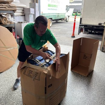 Miami Movers For Less - Movers Near Me - Miami, Florida Miami Movers For Less - Movers Near Me - Miami, Florida