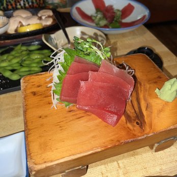 Akasaka - Ahi Sashimi - Japanese Near Me - Honolulu, Hawaii
