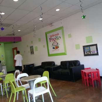 Fallbrook Froyo - The rest of Froyo - Ice Cream & Frozen Yogurt Near Me - Fallbrook, California