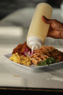 Noir Kitchen & Cocktails by null