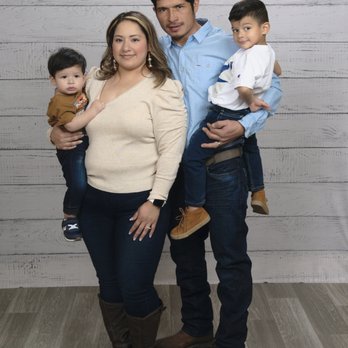 Manjoa Roofing - We are a small family owned business with over 12 years of roofing experience. - Roofing Near Me Manjoa Roofing - We are a small family owned business with over 12 years of roofing experience. - Roofing Near Me