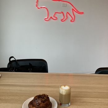 Equator Coffees - Coffee & Tea Near Me - Burlingame, California