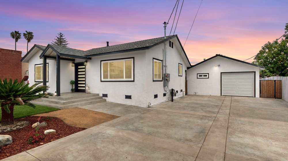 GABRIELLA GUTIERREZ REMAX CHAMPIONS Updated May 2024 10 Photos