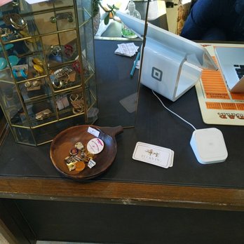The Lucky Pig - Dec 2020 - Used, Vintage & Consignment Near Me - Los Angeles, California