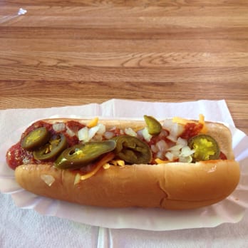 Peaches Corner - No plates but that's cool - Hot Dogs Near Me - Myrtle Beach, South Carolina