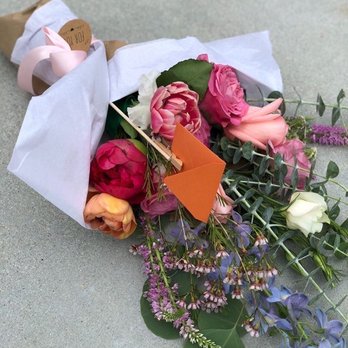 Shine Floral - Mother's Day floral bouquet ~$43 - Florists Near Me Shine Floral - Mother's Day floral bouquet ~$43 - Florists Near Me