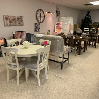 Vaeh's Treasure's - Example of selections (January 2023) - Home Decor Near Me - Indianapolis, Indiana Vaeh's Treasure's - Example of selections (January 2023) - Home Decor Near Me - Indianapolis, Indiana