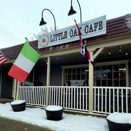 Exterior outside entrance of Little Oak Café - Canton, Connecticut Exterior outside entrance of Little Oak Café - Canton, Connecticut