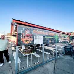 Taqueria el Toluca - Seating