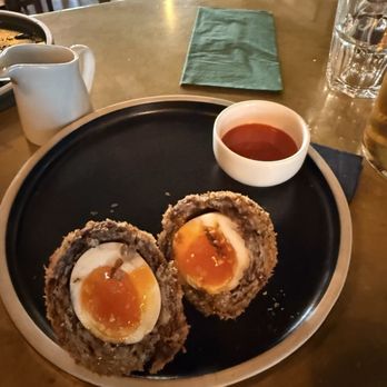 The Phoenix - Dutch Egg - Pubs Near Me - London, XGL The Phoenix - Dutch Egg - Pubs Near Me - London, XGL