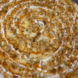Carmine's Pizzeria - Buffalo Chicken Pizza
