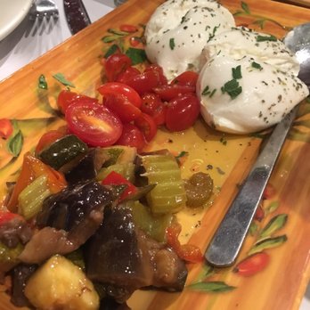 Patrizia's - Williamsburg - Pizza Near Me - Brooklyn, New York