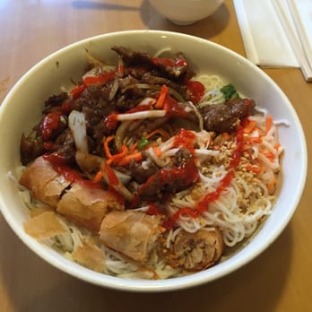 Saigon Express - Vermicelli salad with beef and crispy egg rolls - Vietnamese Near Me - Berkeley, California Saigon Express - Vermicelli salad with beef and crispy egg rolls - Vietnamese Near Me - Berkeley, California